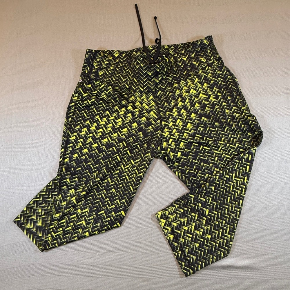 Danskin Now Womens Large Neon Yellow Black Basketweave Leggings DNL26108 2398